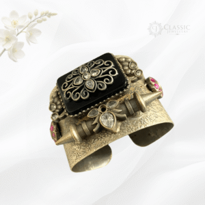German-goldsilver-black-kada