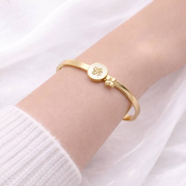 bracelate1080-19