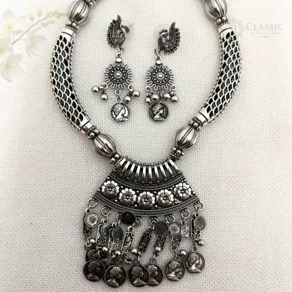 Necklace10