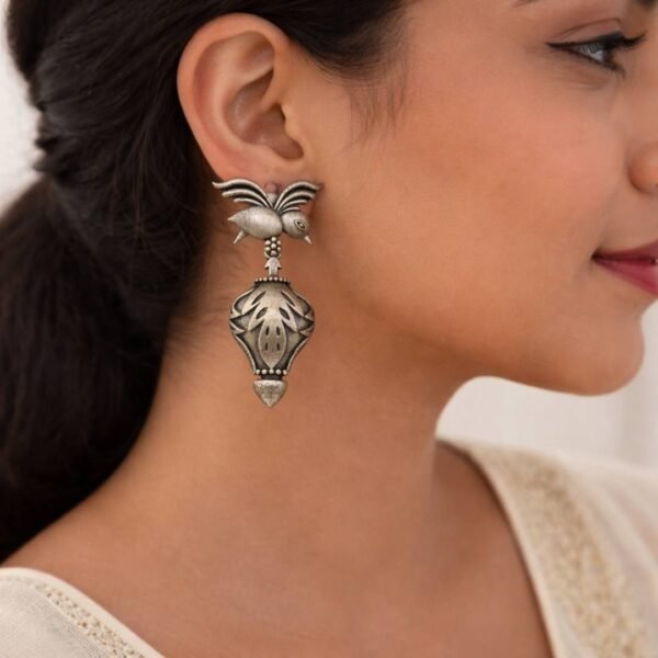 earing1080-2