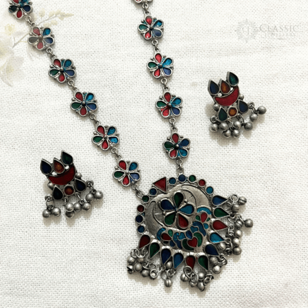 necklace