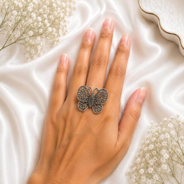 Butterfly oxidized design