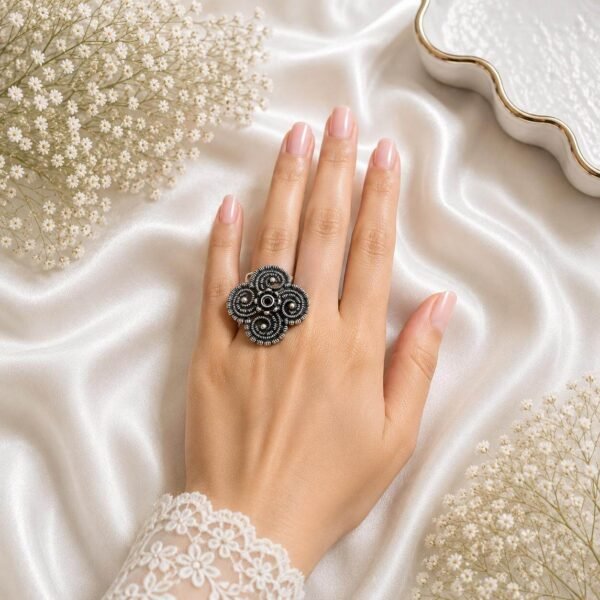 Floral Oxidized Ring