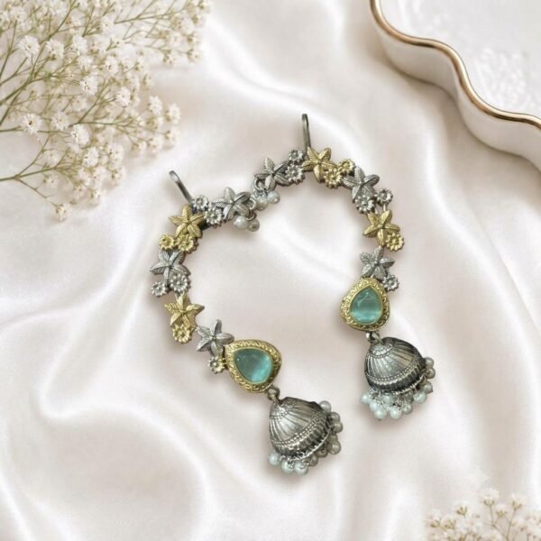 Elegant Silver Earcuff