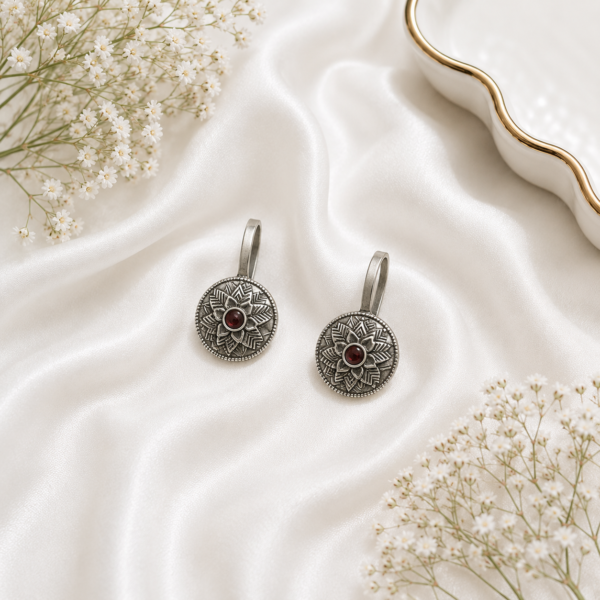 Silver traditional Gujarati bugadi earrings with curved design